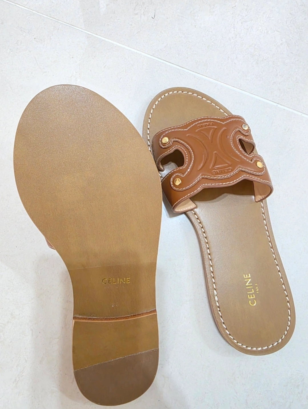 셀린느 슬리퍼